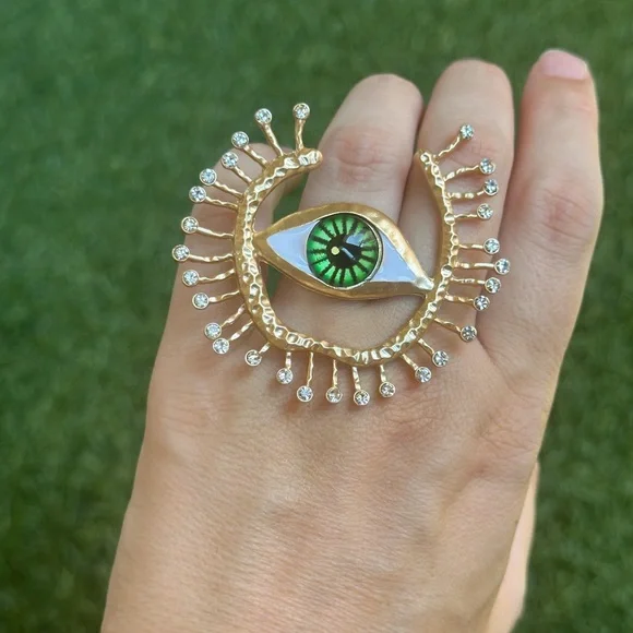 Evil Eye Ring with green eye Surrealism - Picture 4 of 5